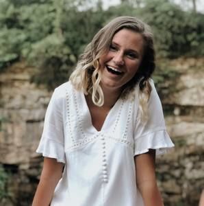 Meet your Posher, Tessa